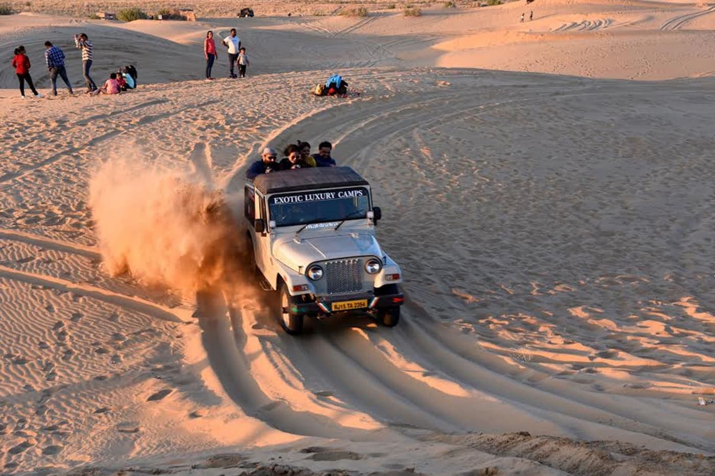 Book Your Best Private Desert Jeep Safari In Jaisalmer Book Your Best Private Desert Jeep Safari In Jaisalmer